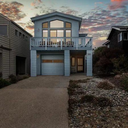 Sea'Scape Villa